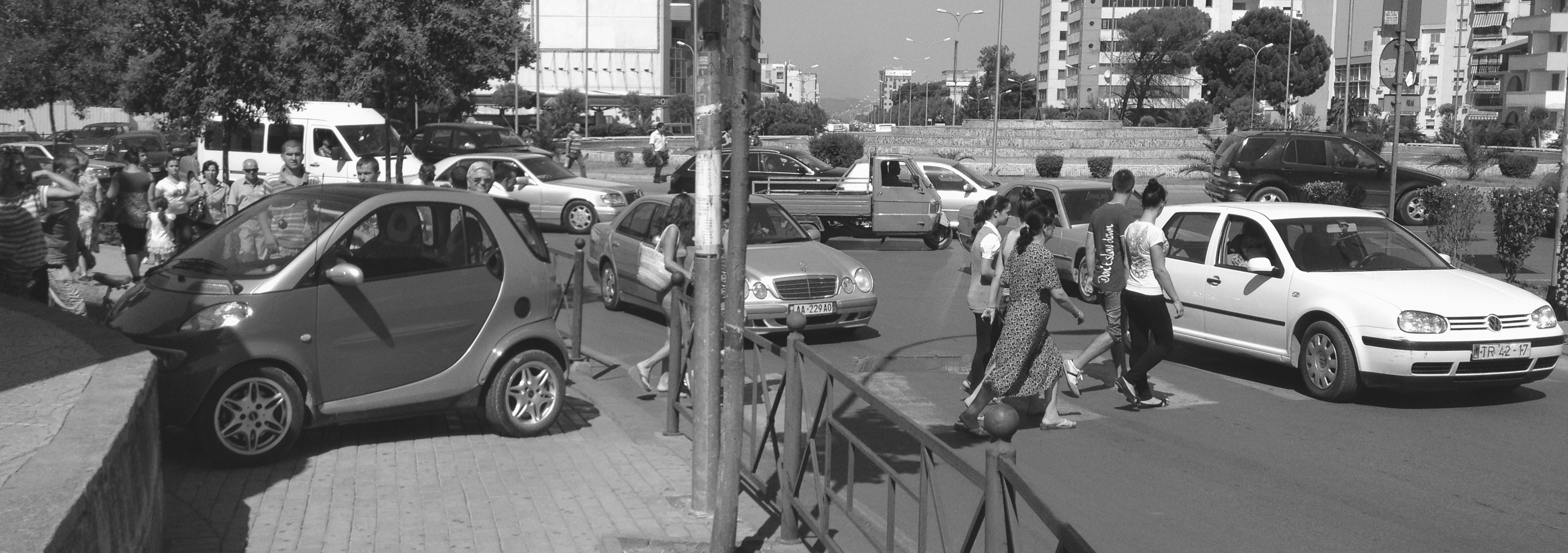 Horizontal Tirana